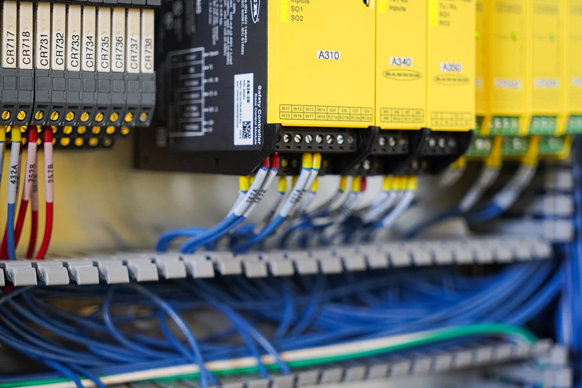 Top 7 Factors Ensuring a Reliable Strapping Machine