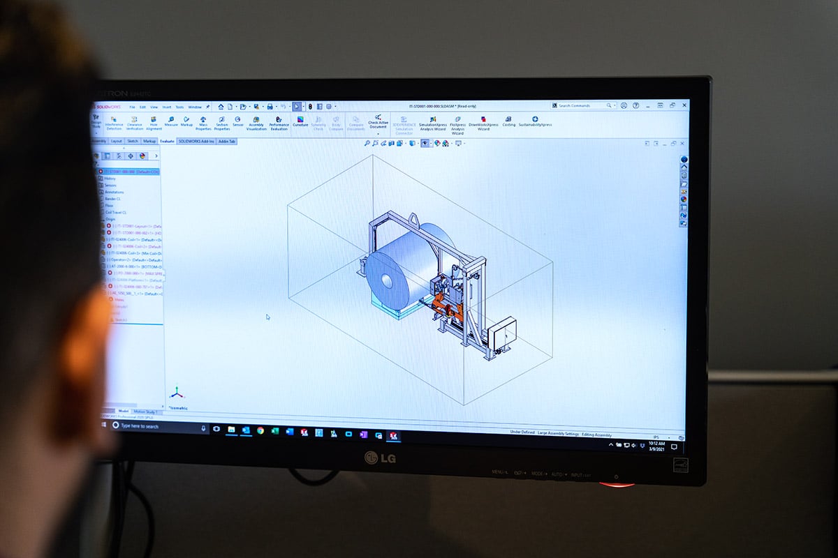 Itipack's application engineer designing a machine concept